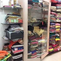 dressberry showroom