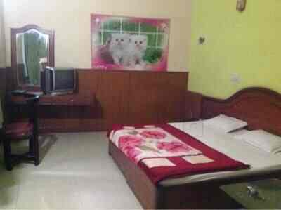 G L Palace Photos Bhagwan Cinema Agra Pictures Images Gallery Inside View Of Restaurants Room G L Palace Photos Bhagwan Cinema