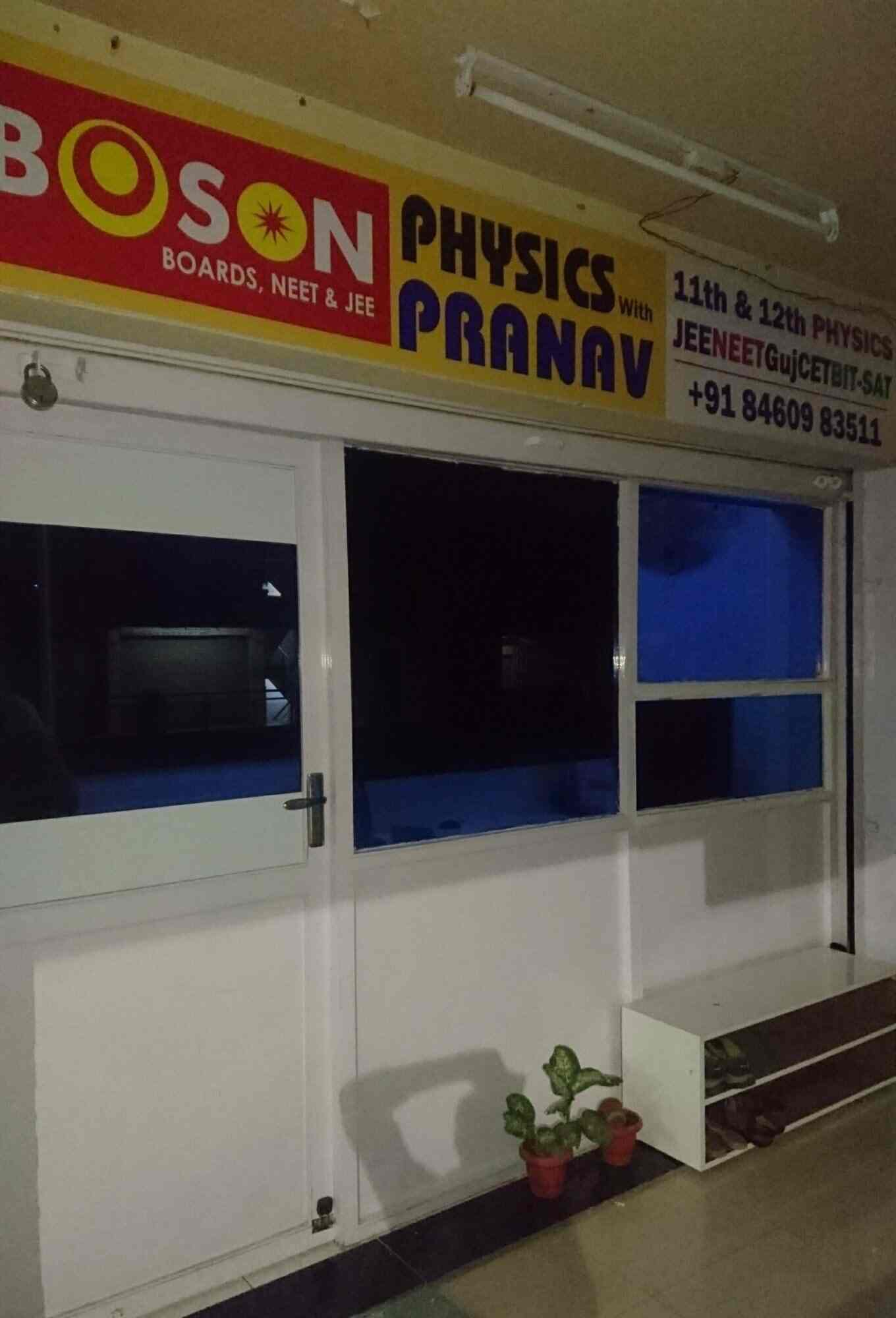 BOSON Physics With Pranav in Naranpura Vistar,Ahmedabad - Best Tutorials  near me in Ahmedabad - Justdial