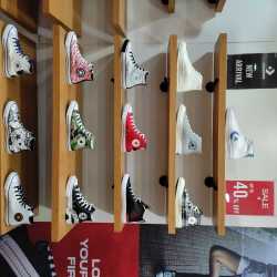 converse store in mall