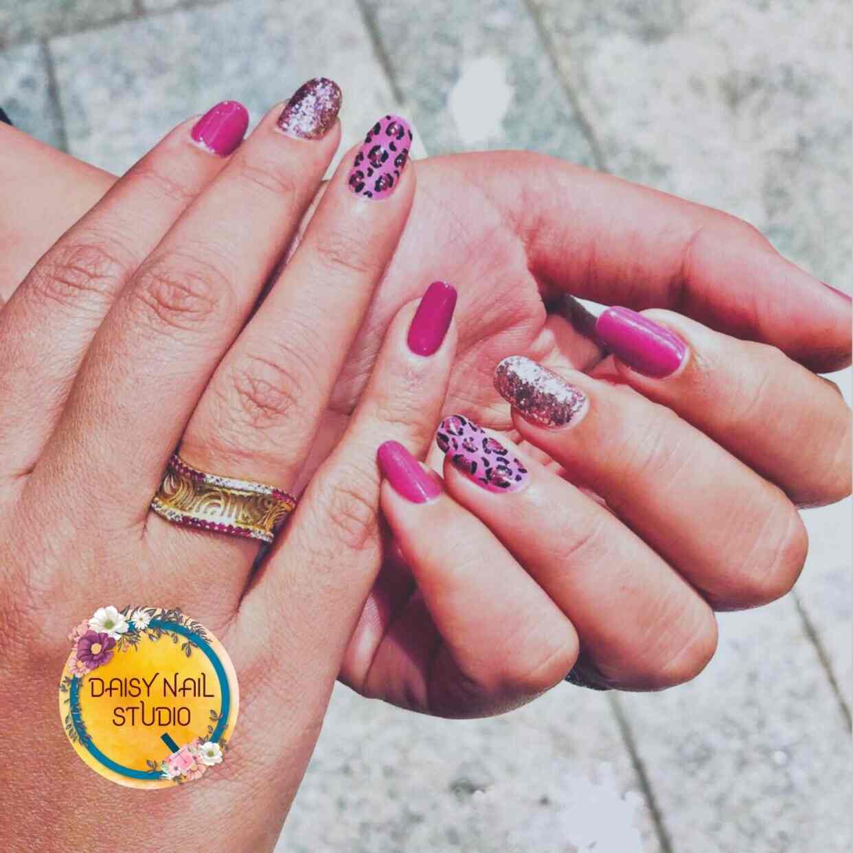 Top 110+ daisy nails ahmedabad latest ceg.edu.vn