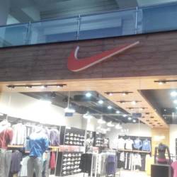 nike supermall