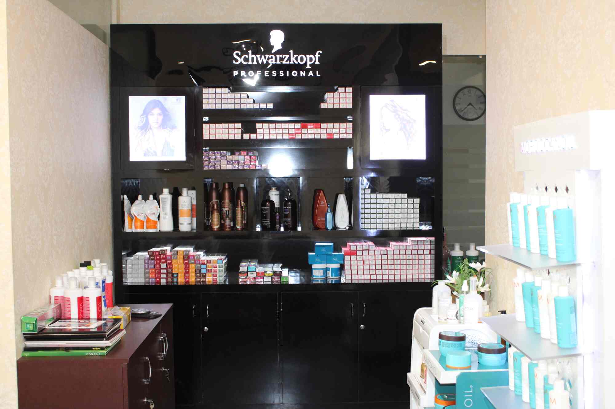 Details 122+ polished nail bar ceg.edu.vn