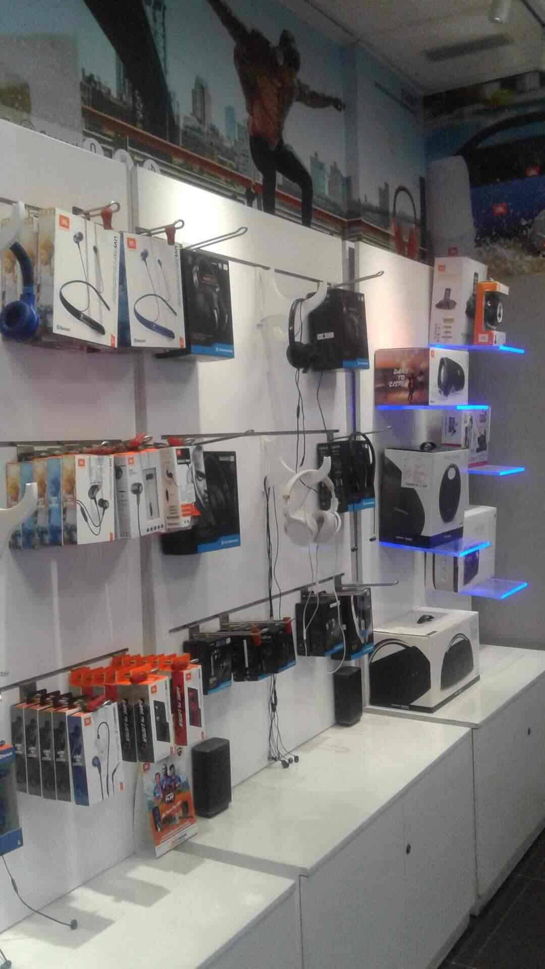jbl stores near me