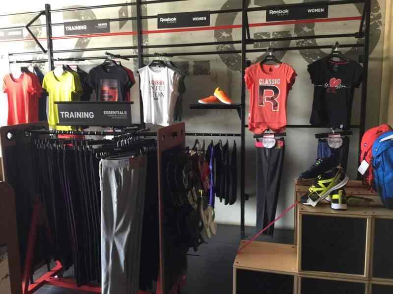 reebok showroom in t nagar