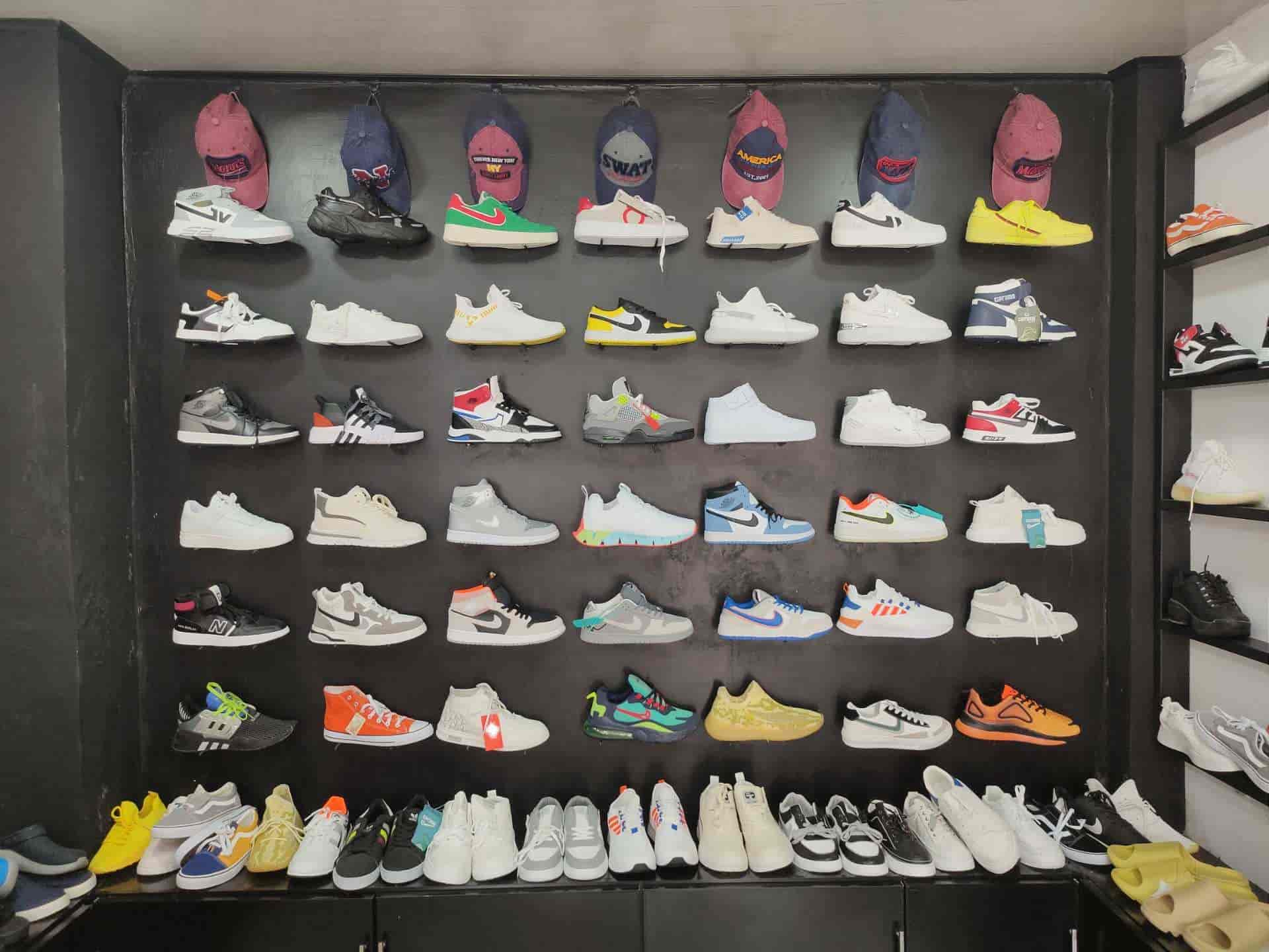 platform shoes store