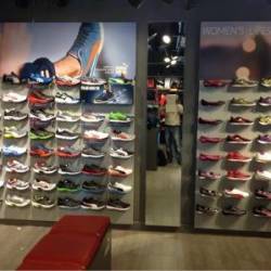 puma showroom varanasi
