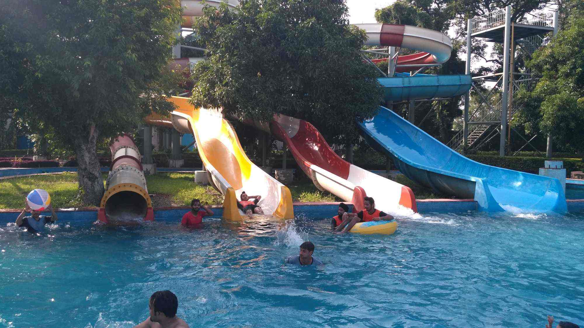 Pinjore Garden Water Park Fasci Garden