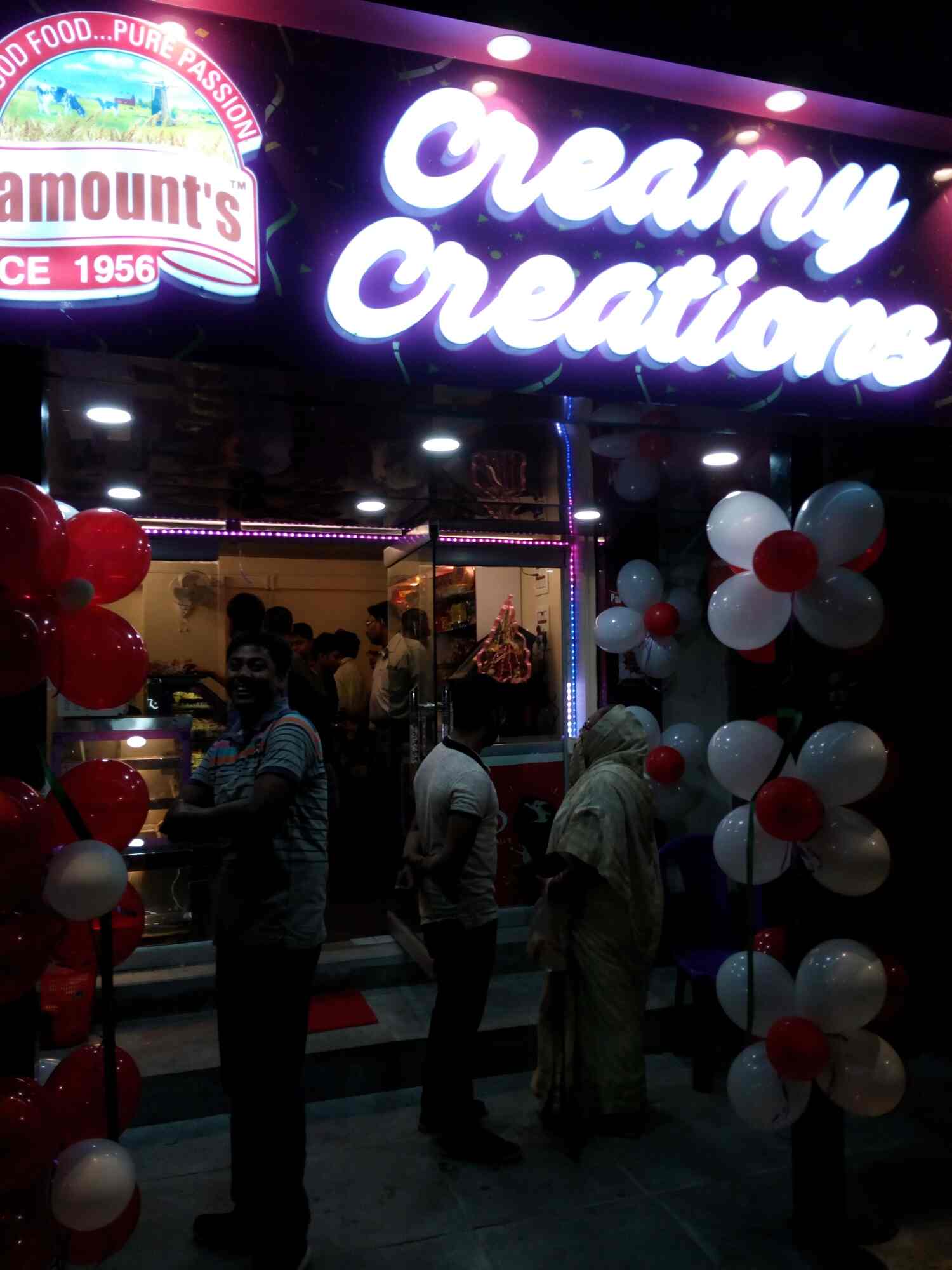 Aggregate 135+ paramount cake asansol super hot in.eteachers