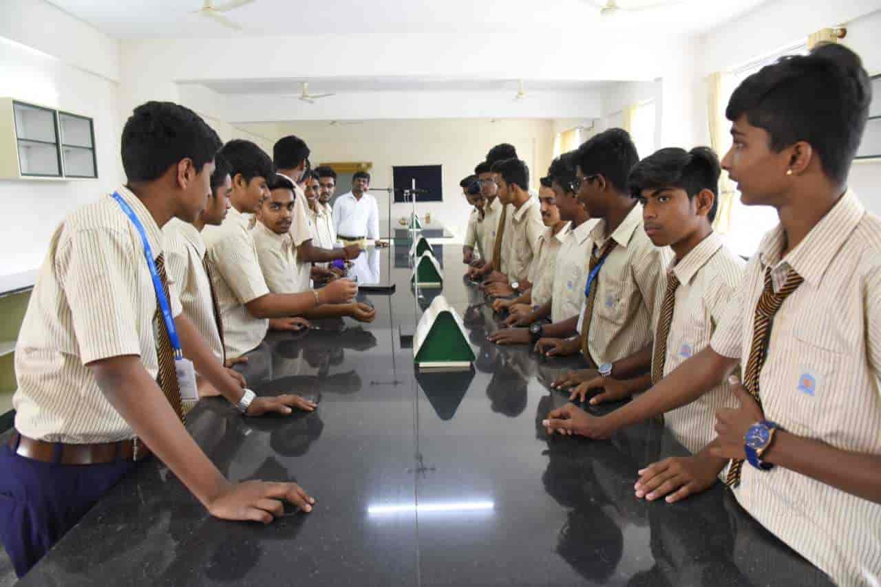 Do Students Of Narayana Colleges Wear Uniforms In, 48 OFF
