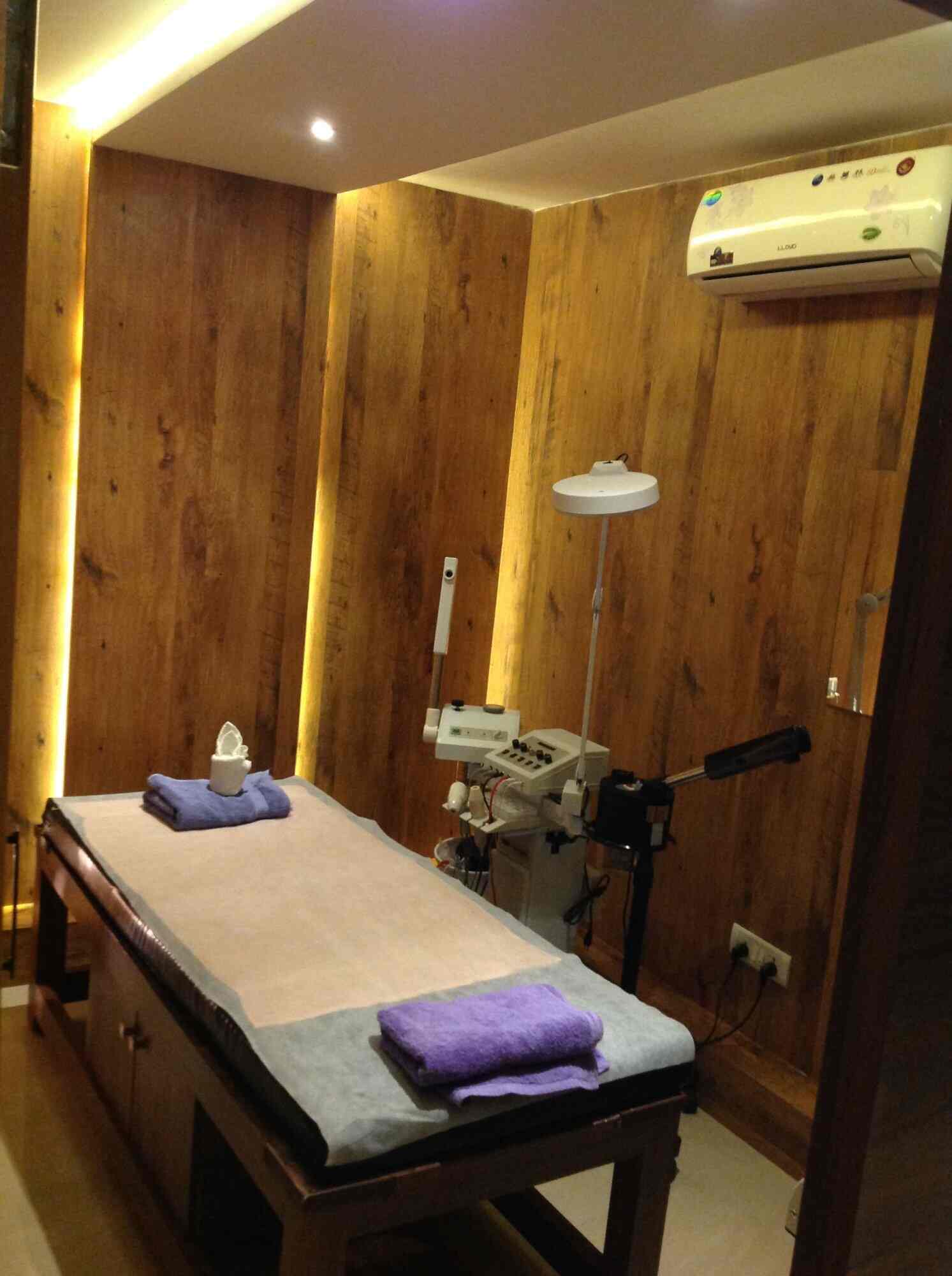 Shaakya body spa Clearance
