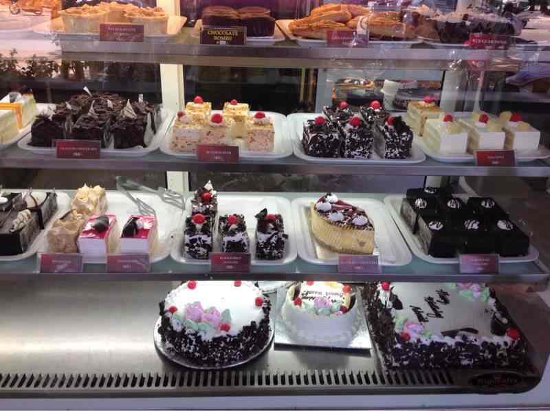 Details 147+ chef bakers cake flavours super hot awesomeenglish.edu.vn