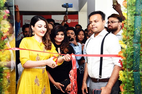 Hair Speak Family Salon Btm Layout 2nd Stage Beauty Spas In Bangalore Justdial