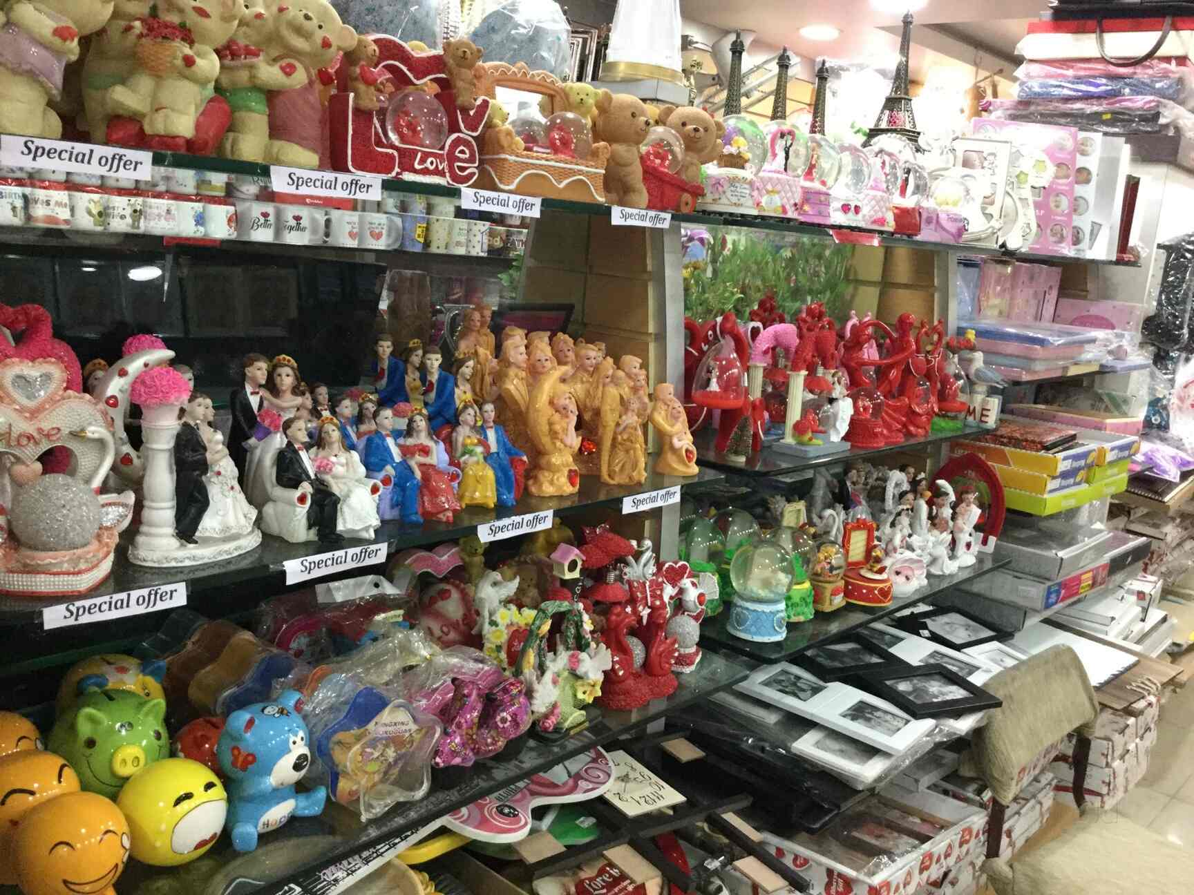 hat shops in bangalore