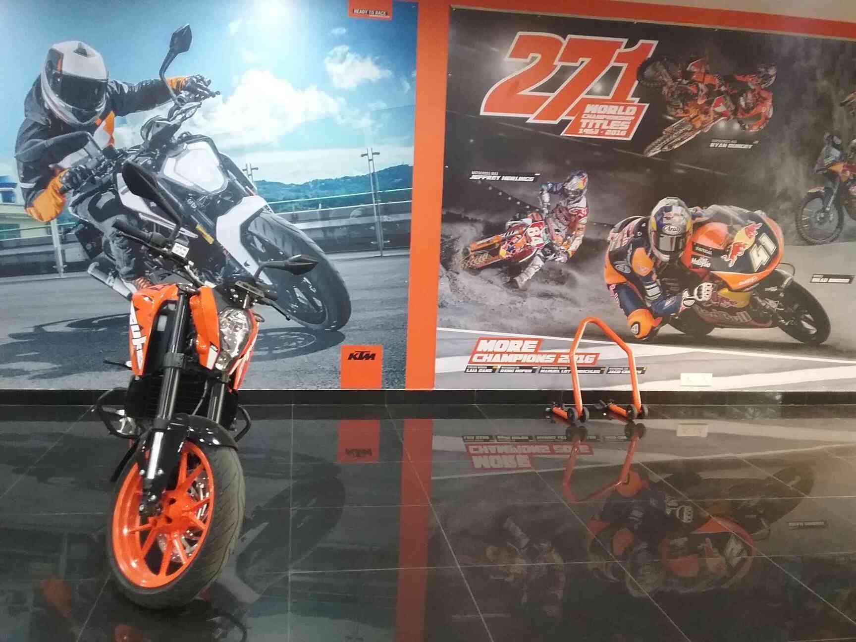 KTM, Kengeri Satelite Town - Motorcycle 