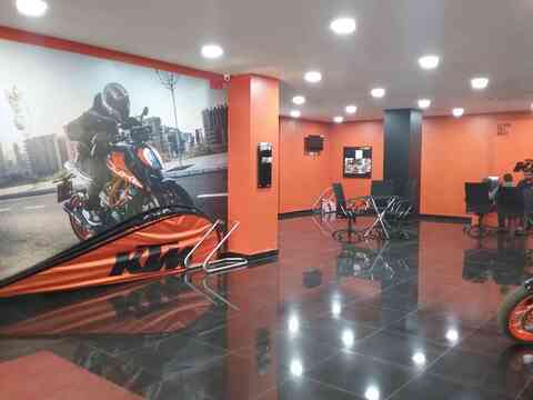 KTM, Kengeri Satelite Town - Motorcycle 