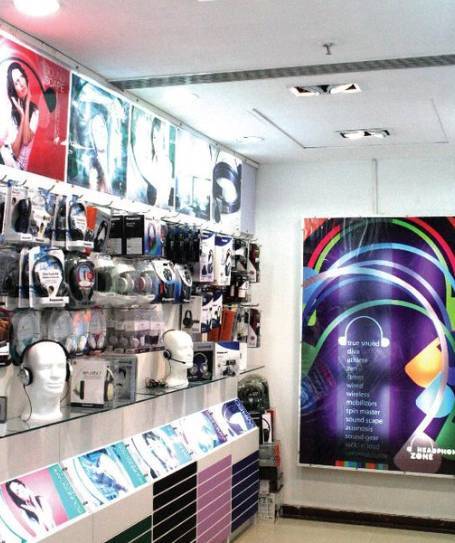 headphone zone store