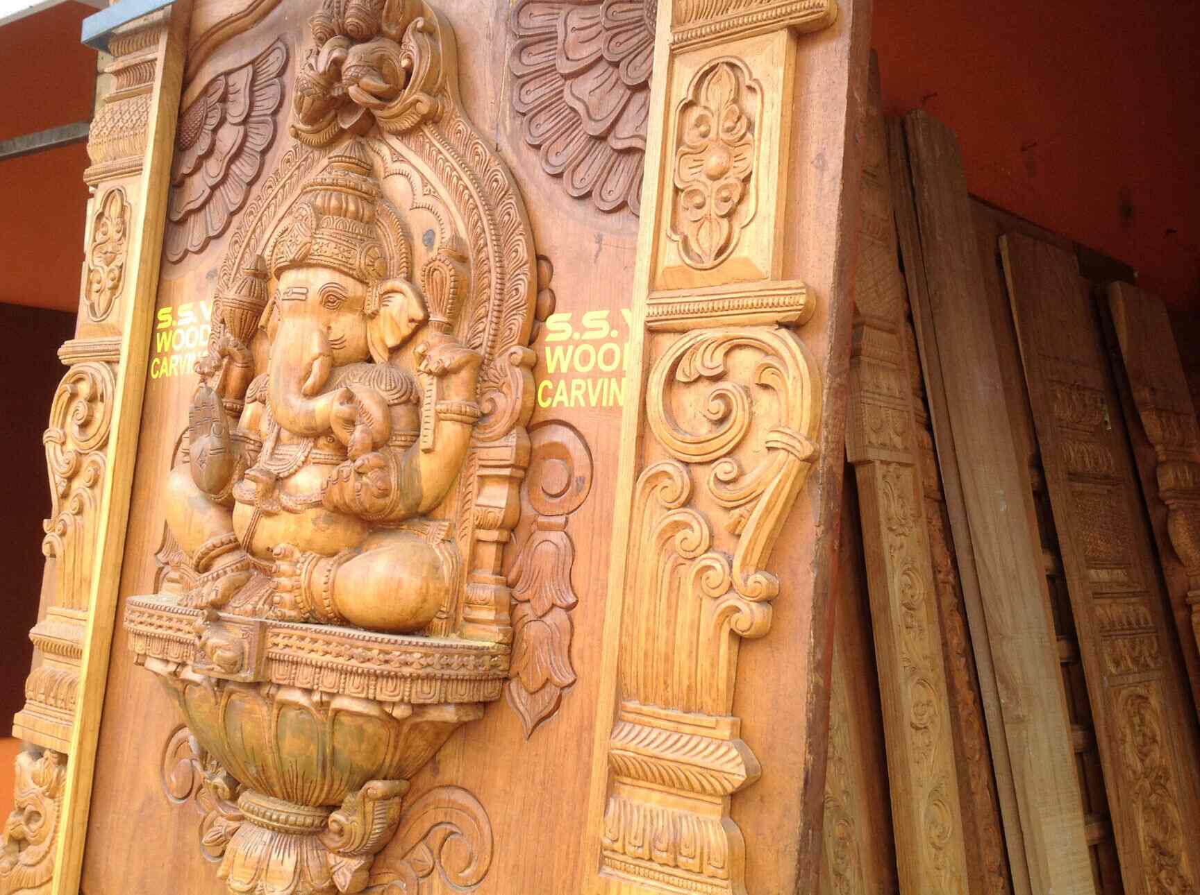 Awesome Main Door Design Vinayagar