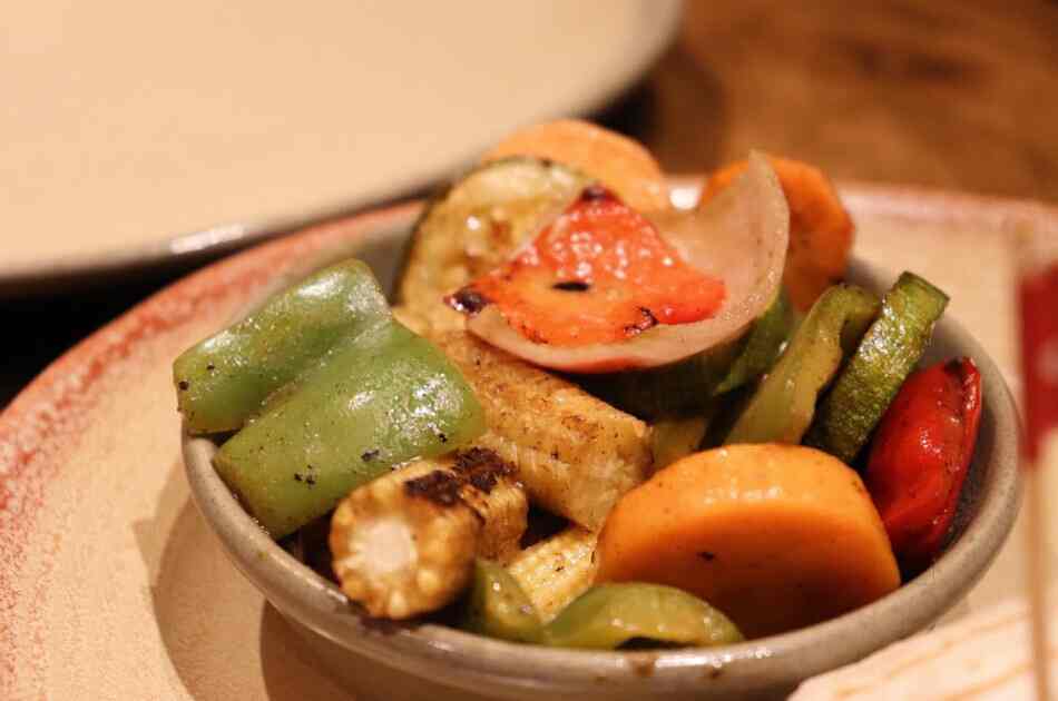 Nandos Restaurant Indira Nagar 2nd Stage Bangalore Barbeque European Fast Food African Portuguese Cuisine Restaurant Justdial Today i am exploring the streets of bangalore, church street and mg road.