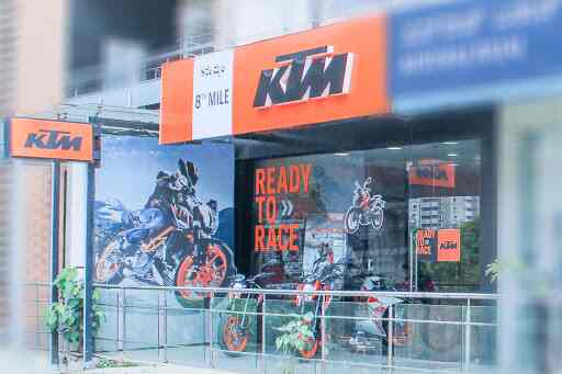 Ktm Showroom, Tumkur Road Nelamangala 