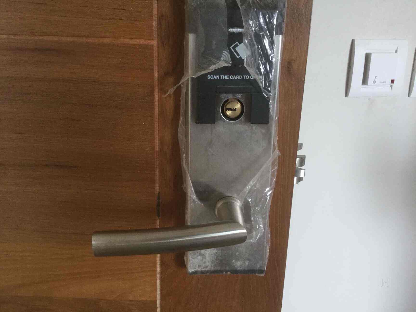 A U Door Lock Solutions Banashankari 2nd Stage Duplicate Key
