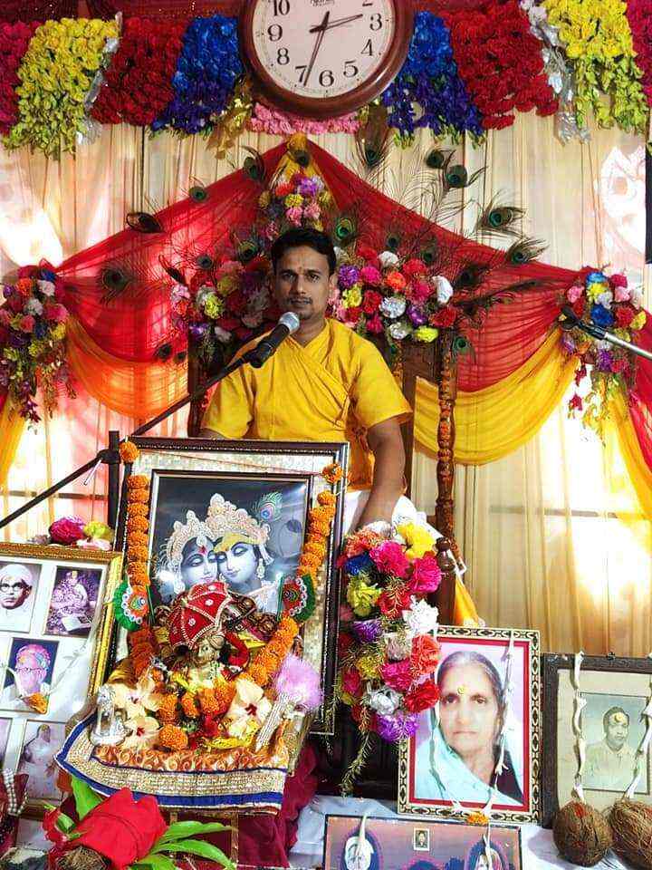 Pandit For Marriage Griha Pravesh Puja In Bangalore Bhaktipuja In Koramangala Pandits In Bangalore Justdial Kannada pandit hindi pandit (north indian) tamil purohit telugu the knowledge is imminence. marriage griha pravesh puja