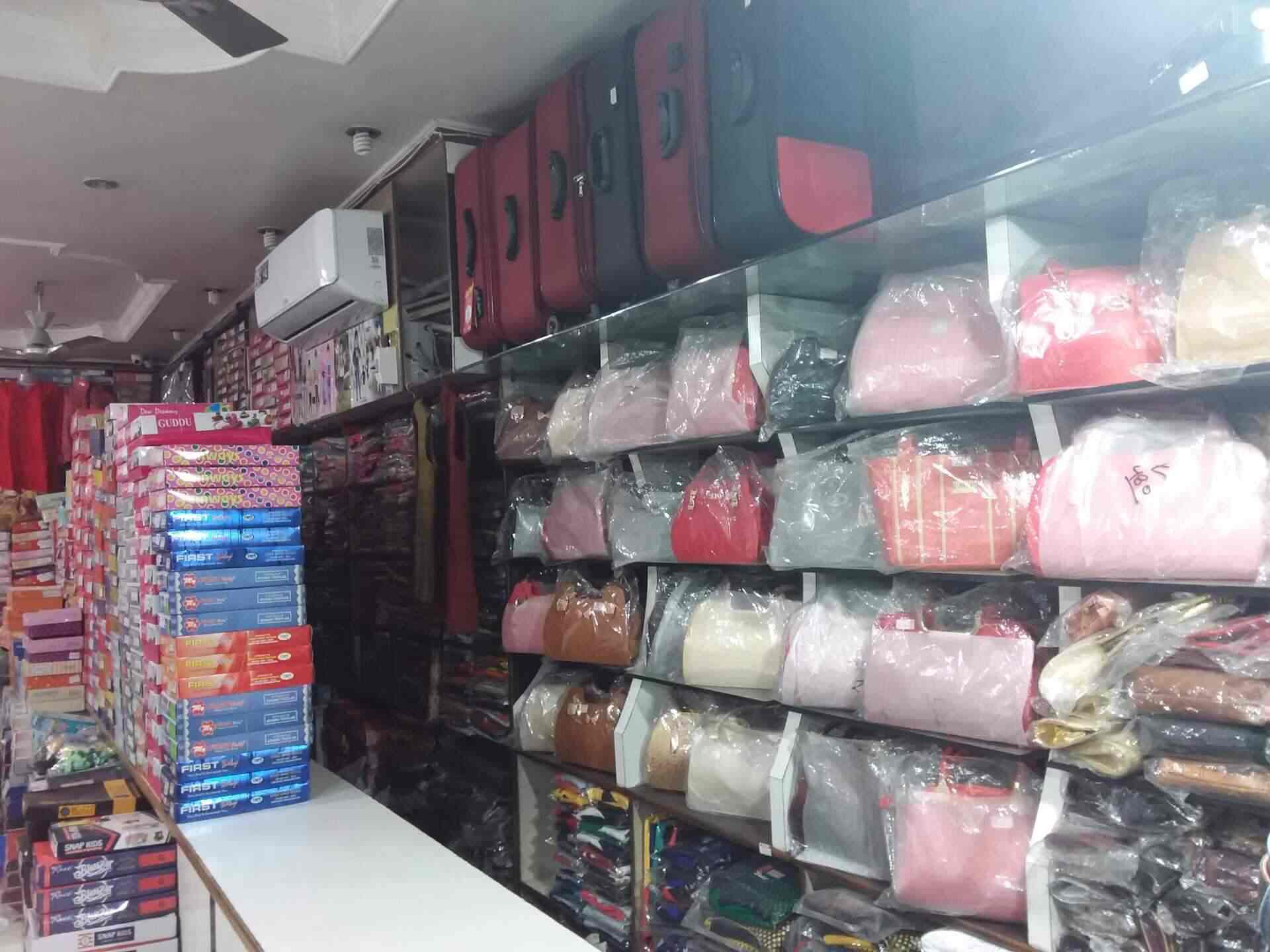 VIP Showroom, Baraut Baghpat - Casual 