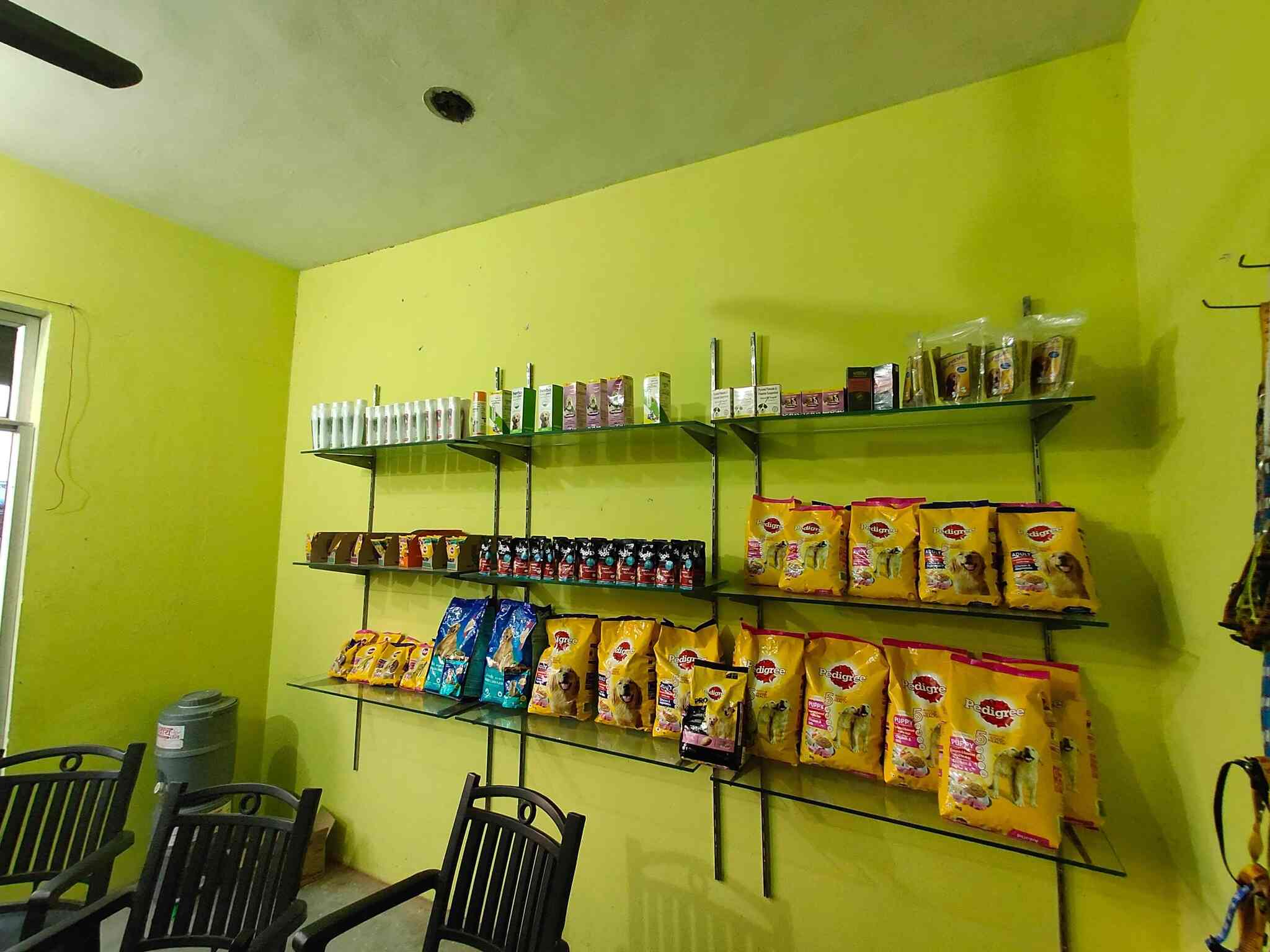 paw prints pet superstore