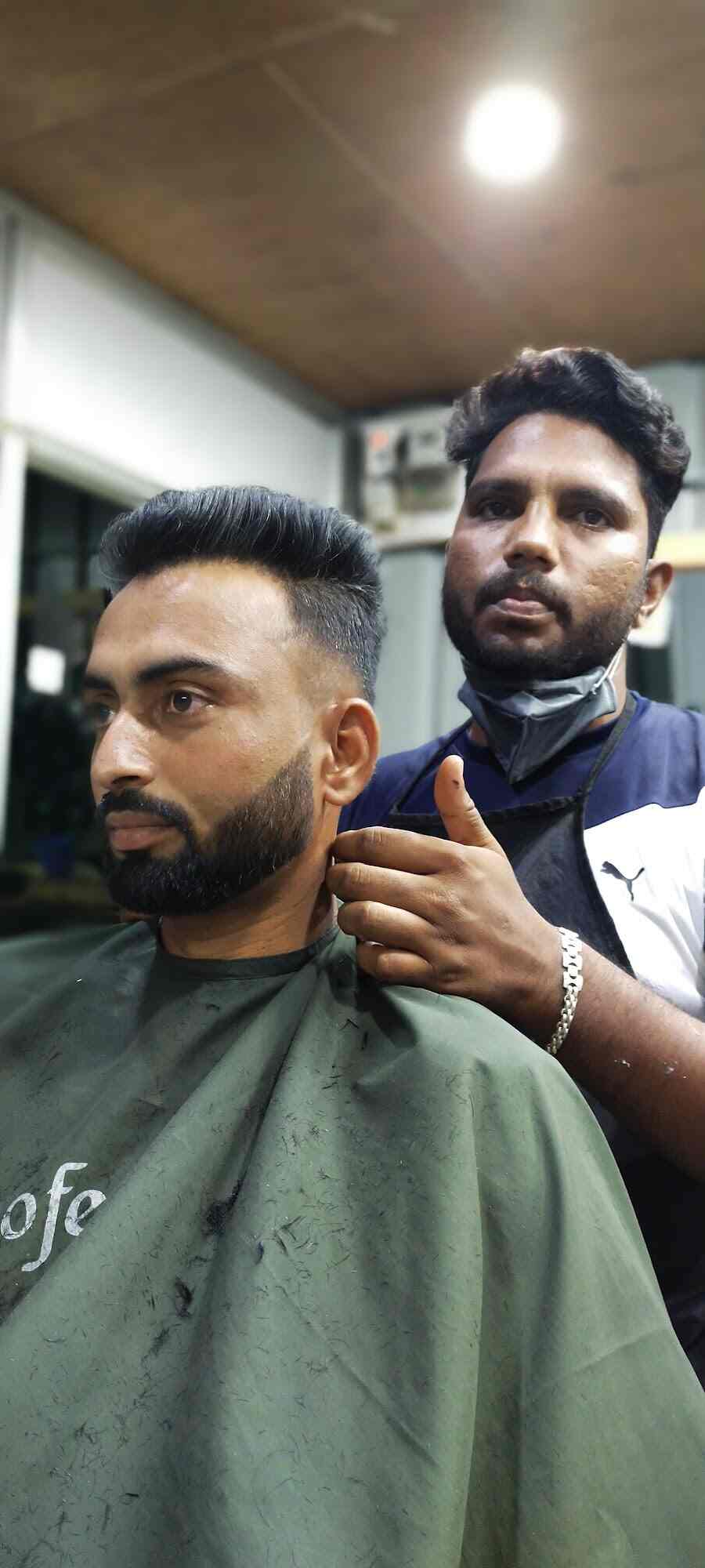Share more than 154 hair saloon men super hot POPPY