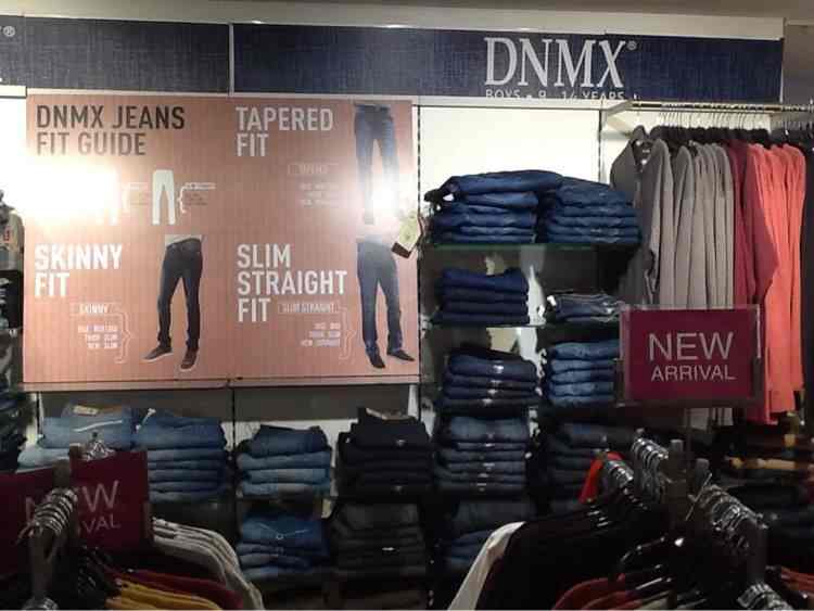 reliance trends dnmx jeans