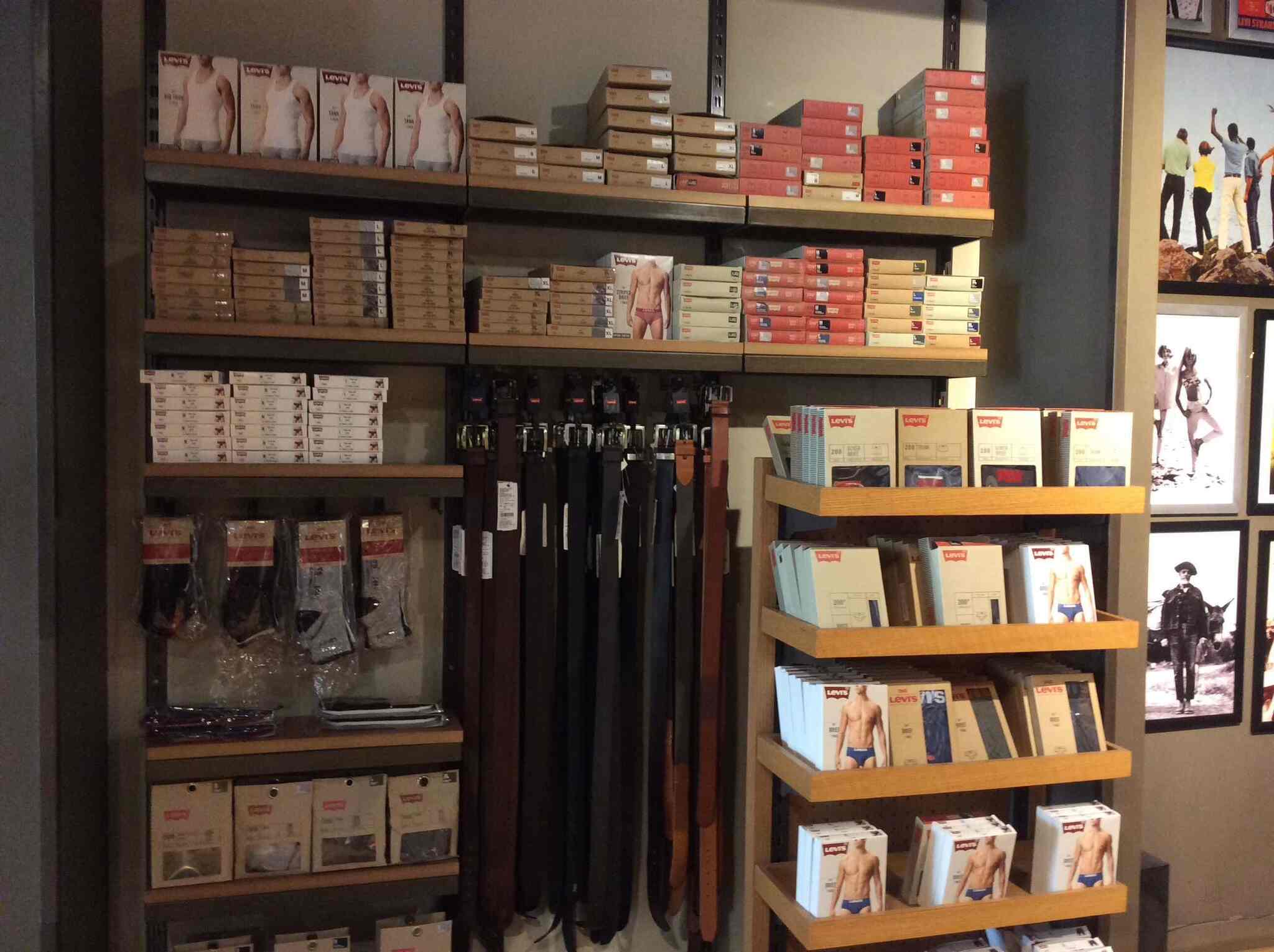 Levi S Store Bhavnagar Ho Readymade Garment Retailers In