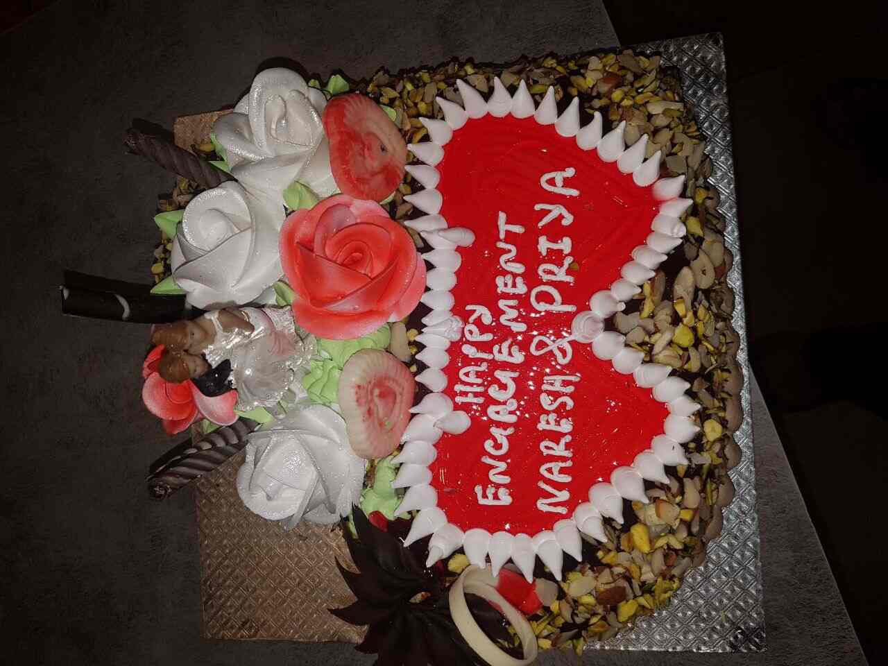 Red Square Cake Gogha Circle S In Bhavnagar Justdial