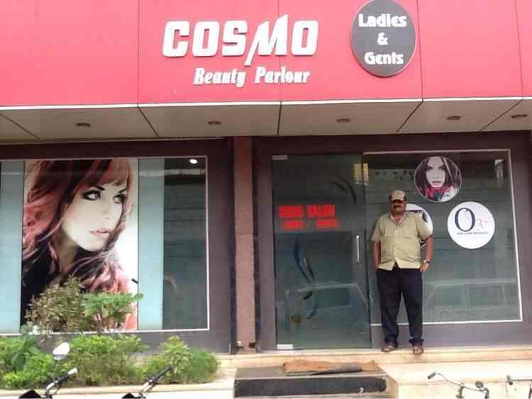 Cosmo Saloon Ladies Gents Supela Beauty Parlours In Durg