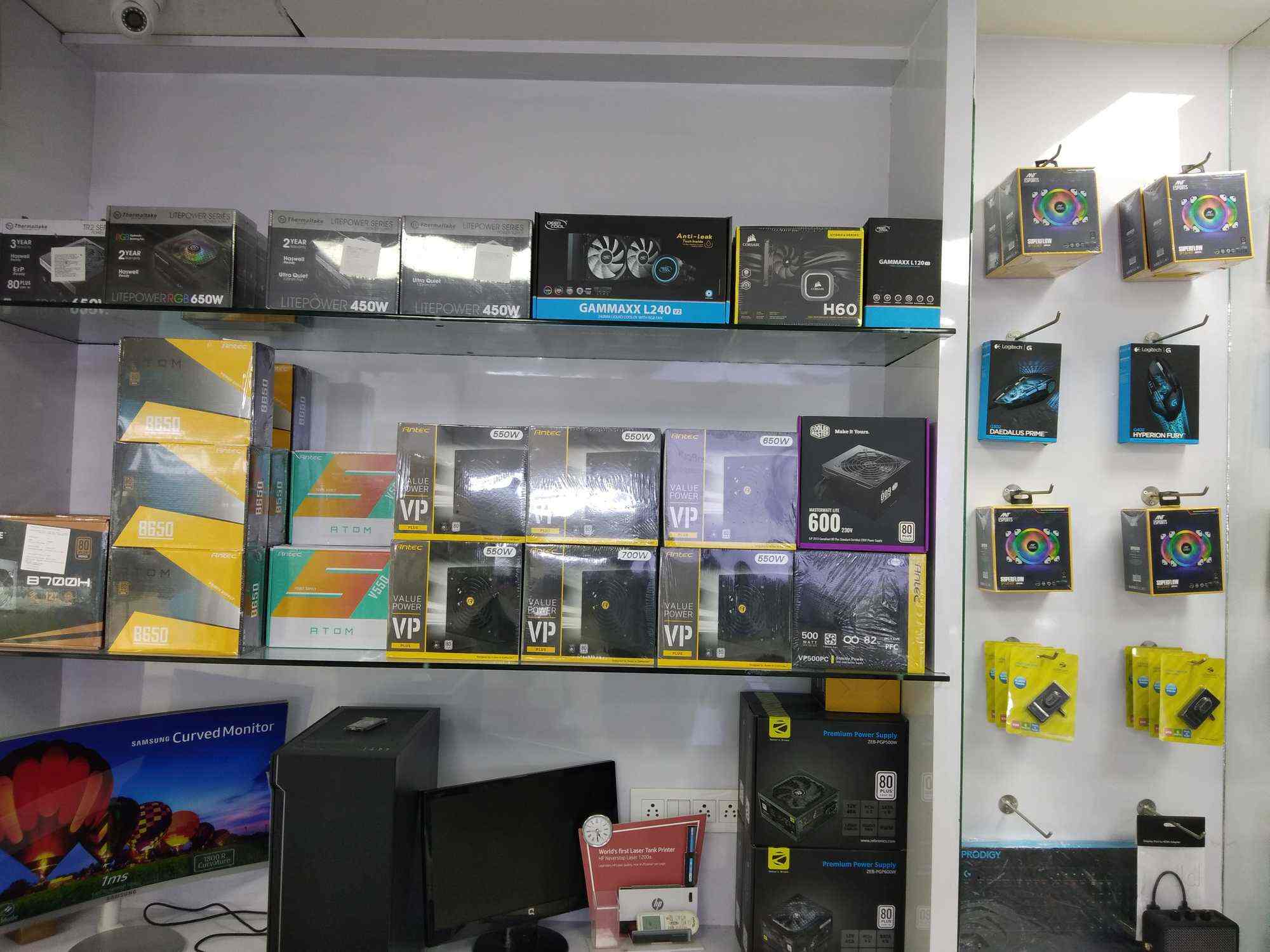computer accessories shop in pimpri vansmallofga