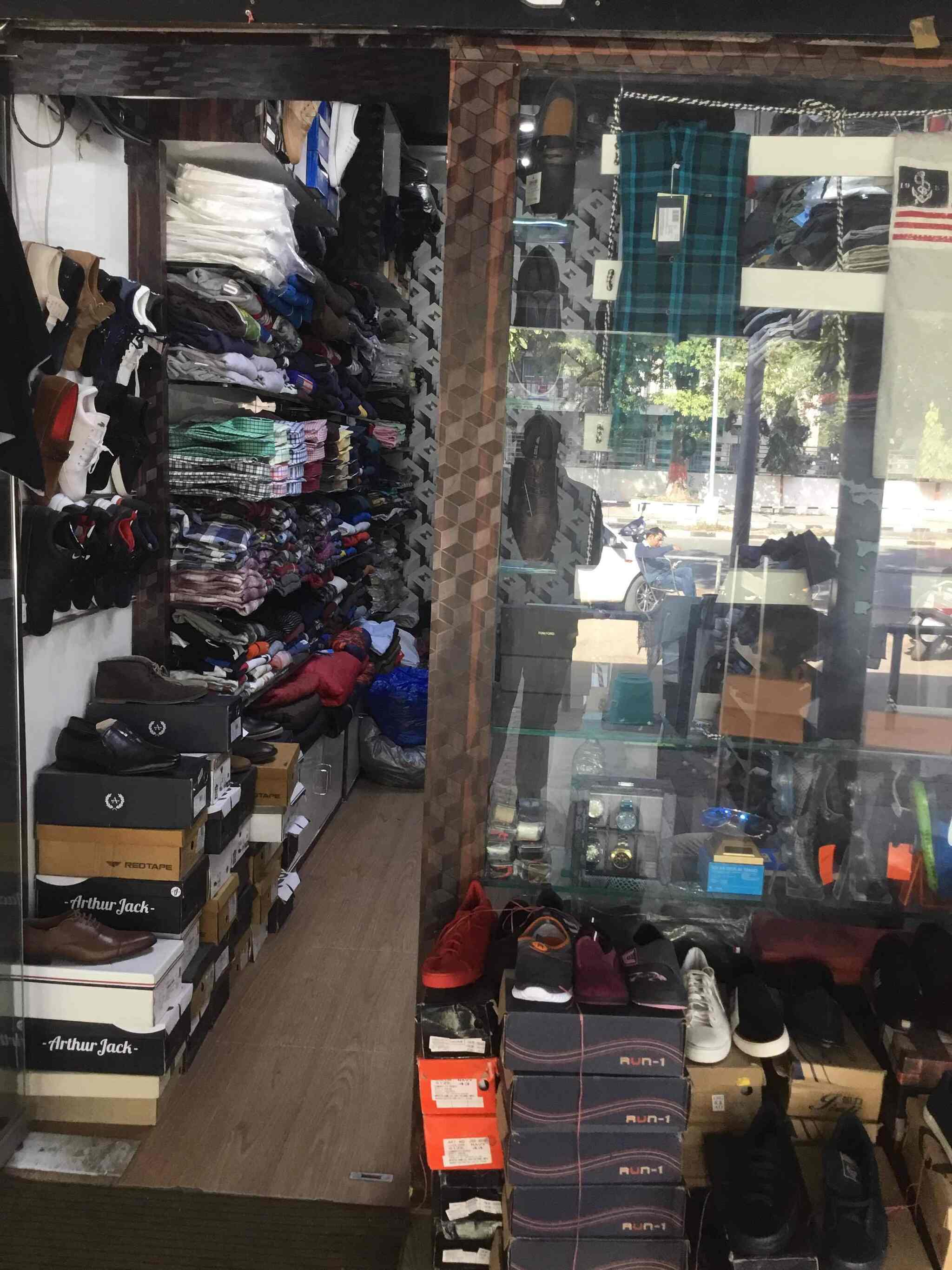 nearest thrasher store