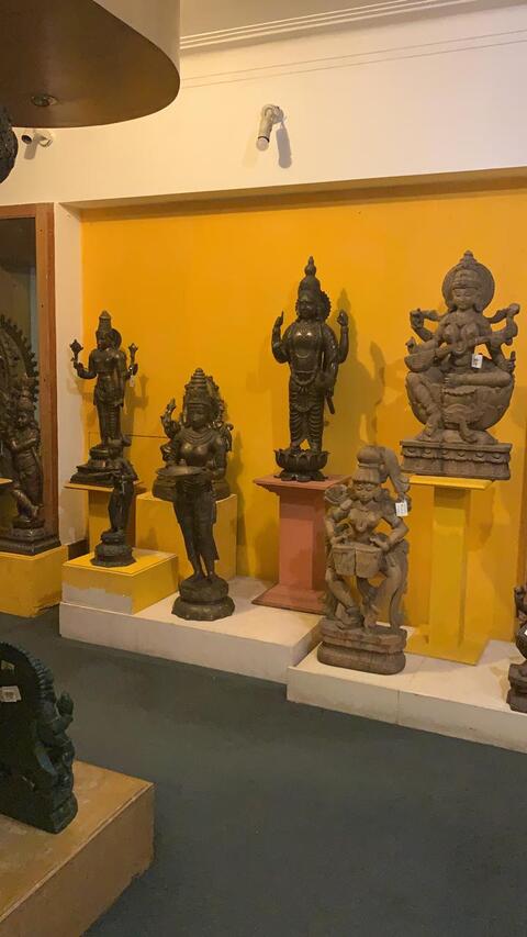 Cottage Industries Exposition Ltd Nungambakkam Handicraft Item