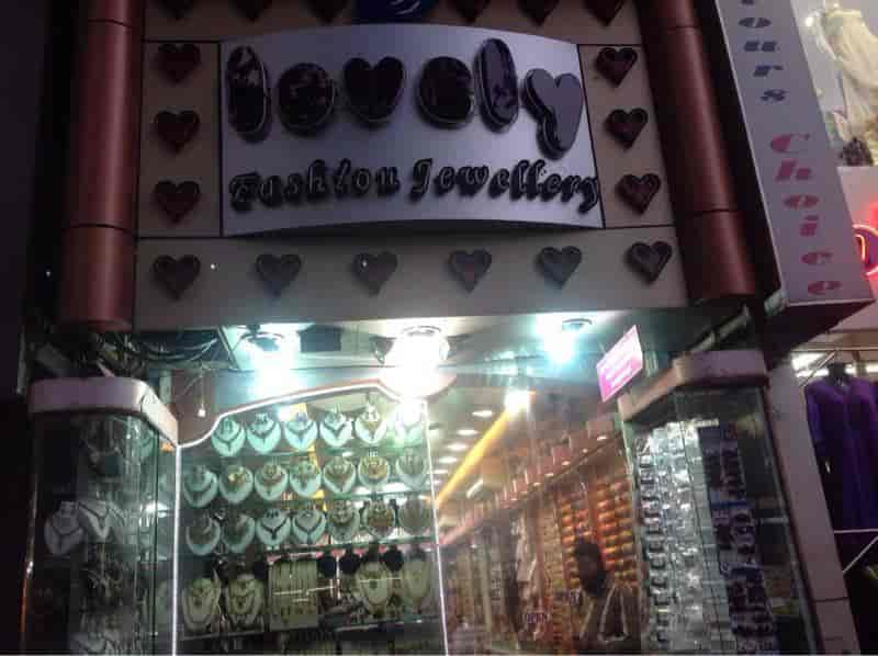 Top more than 75 pondy bazaar earrings best esthdonghoadian