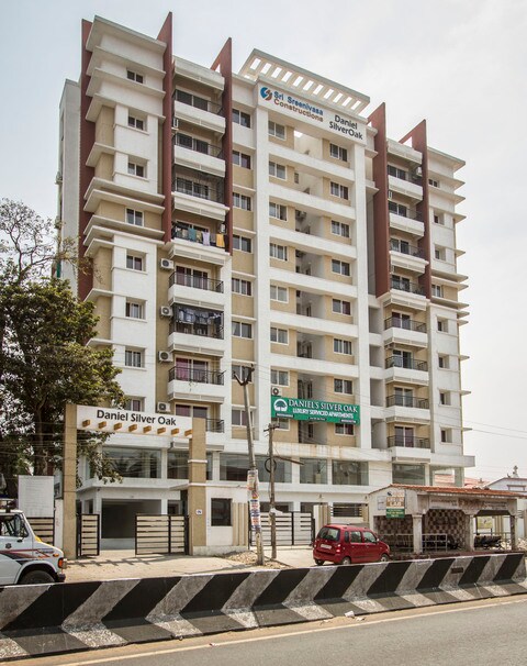 Silver Oak Service Apartments Selaiyur Guest House In Chennai Exterior View Silver Oak Service Apartments Photos Selaiyur Chennai Guest House