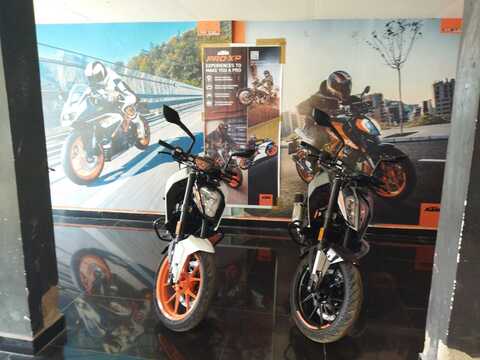 Ktm Pallavaram, Pallavaram - Motorcycle 