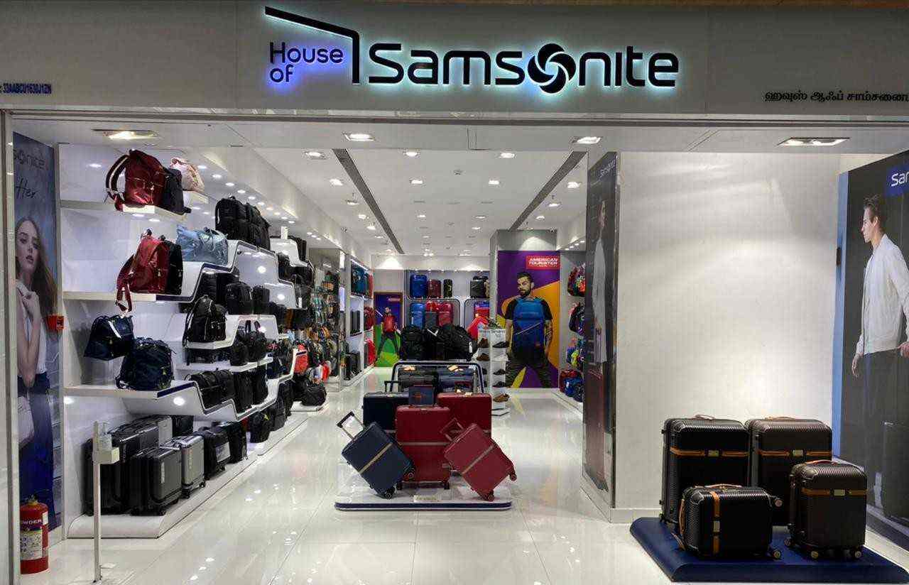 samsonite store near me