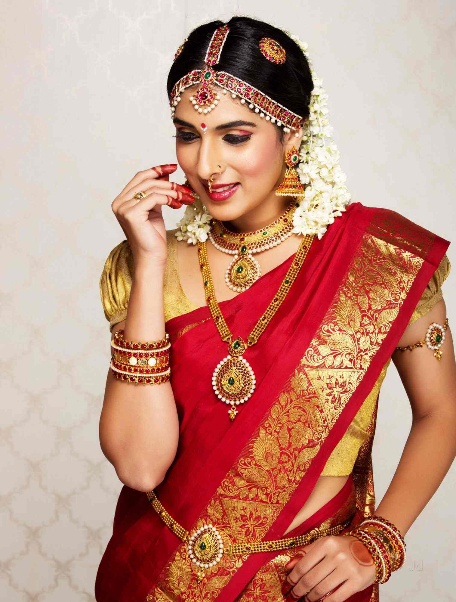 Essensuals By Toni Guy Bridal Studio Anna Nagar Bridal Makeup