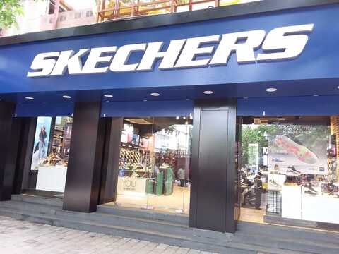 skechers store north hills