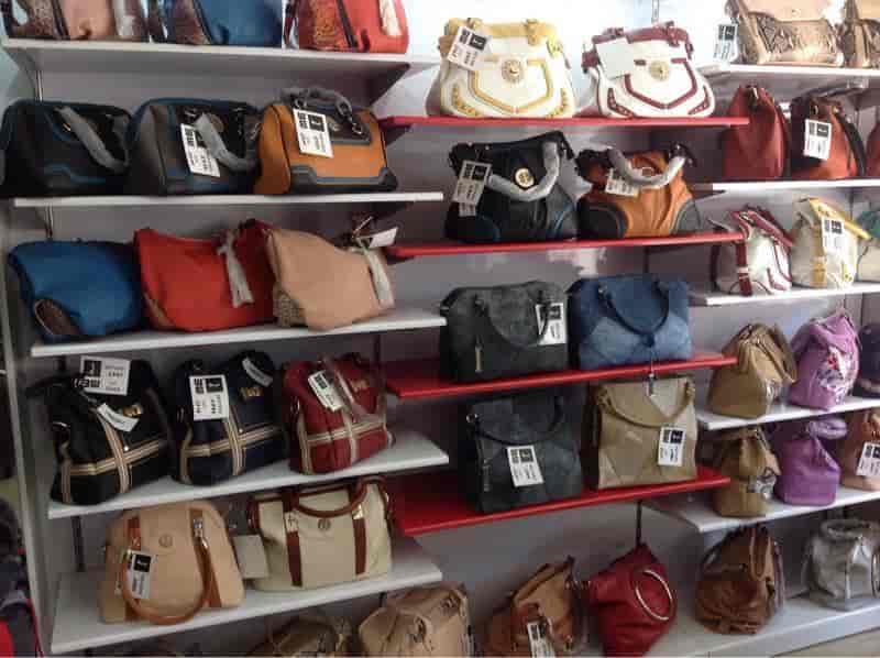 Share 145+ bag world chennai best esthdonghoadian