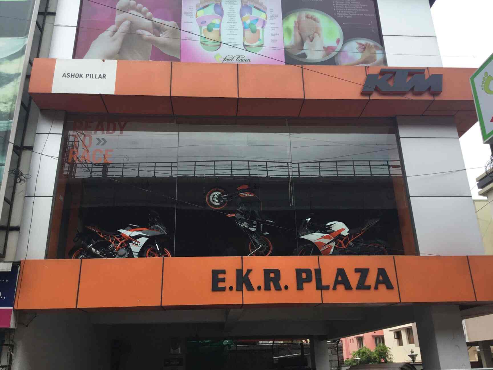 Ktm Showroom, Jafferkhanpet 