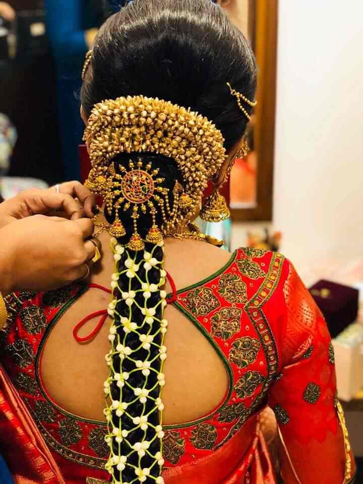 Cinelooks Bridal Makeup And Beauty Parlour Closed Down In