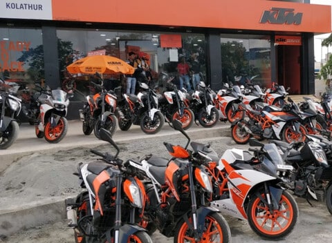 Kolathur Ktm, Kolathur - Motorcycle 