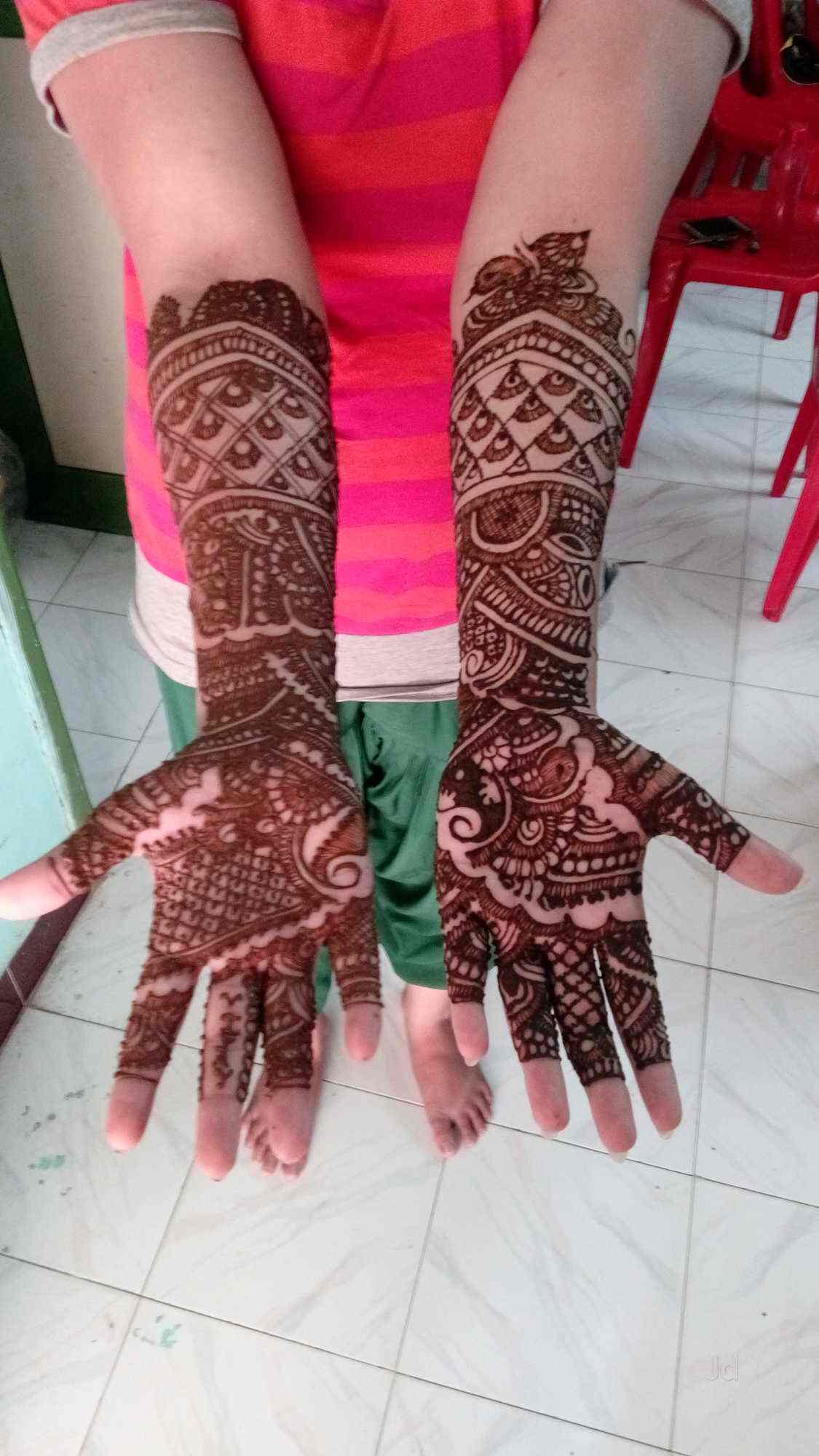 Watch Top 10 Mehndi Artists In Chennai video Watch Top 10 Mehndi Artists In Chennai video