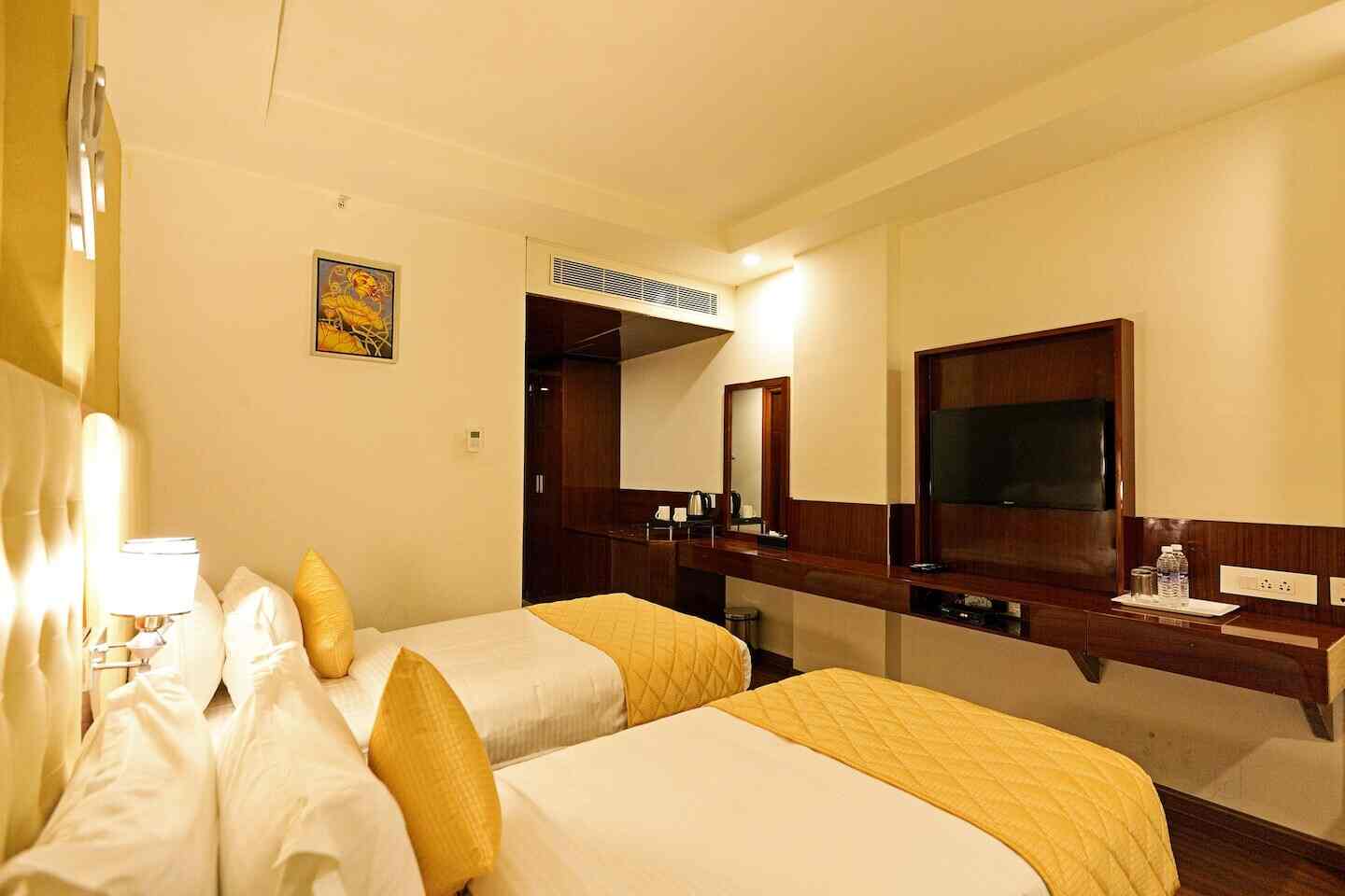 Southern Comfort Hotel Oyo 6255 Photos Chennai Pictures