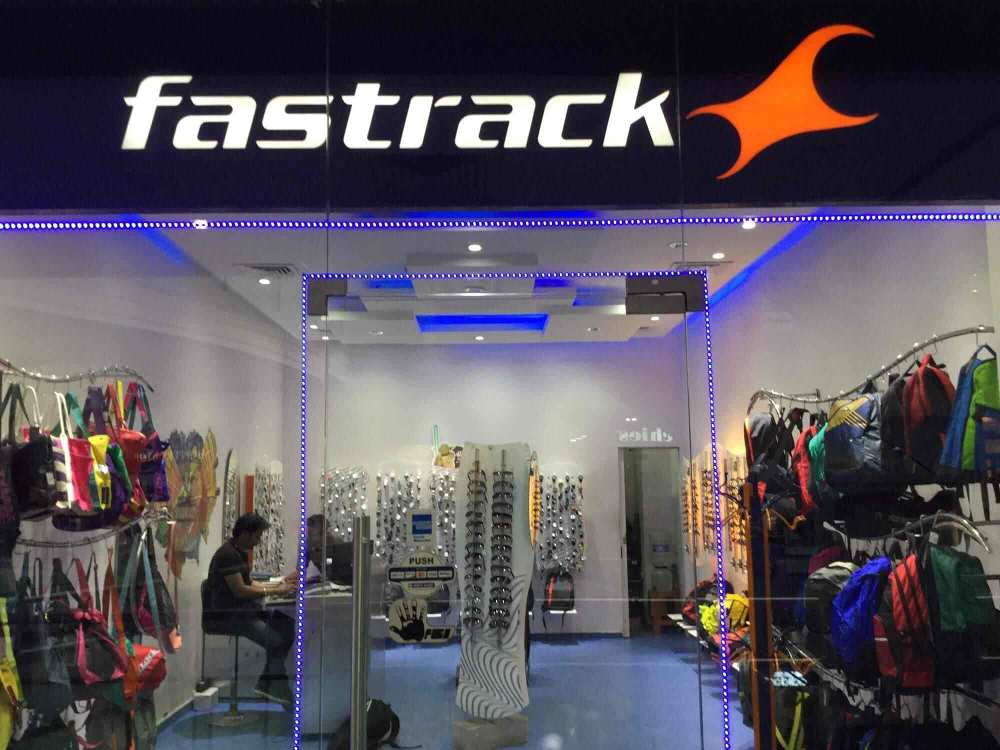 fastrack showrooms