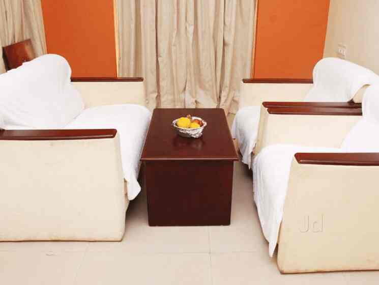Caveri Residency Madikeri Hotels In Coorg Justdial